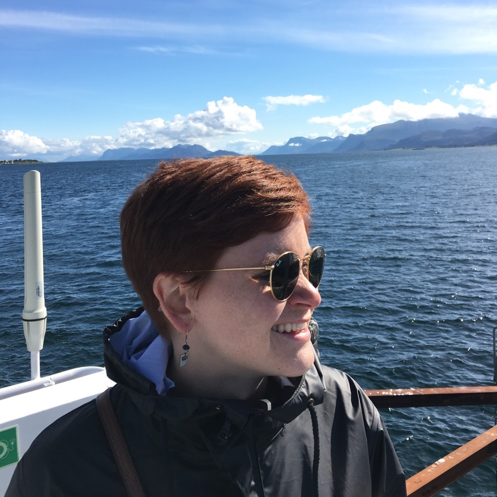 Meet your Posher, Lydia